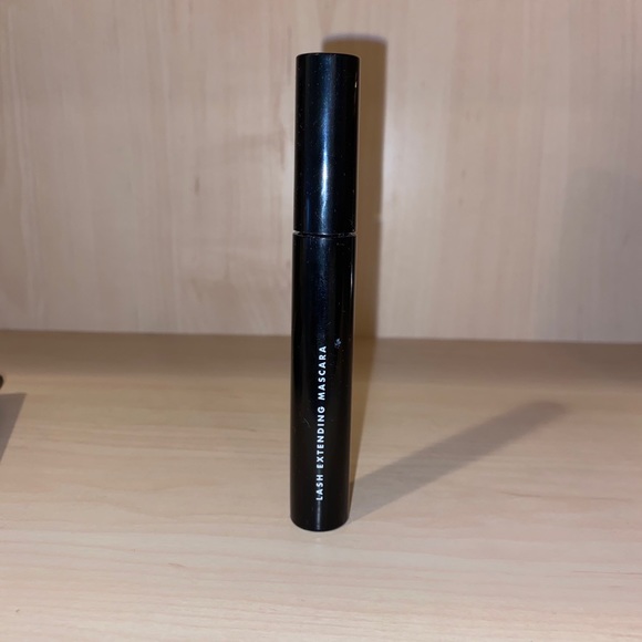 ELF mascara - Picture 2 of 2